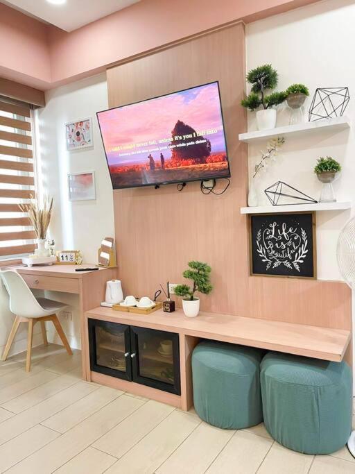 Lovely Unit With Free Wi-Fi & Netflix I Across Naia T3 Airport Манила Экстерьер фото